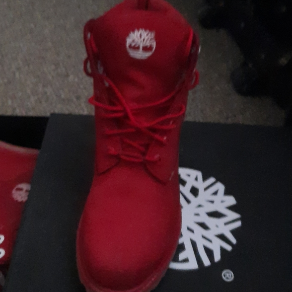 Timberlands - Picture 2 of 2